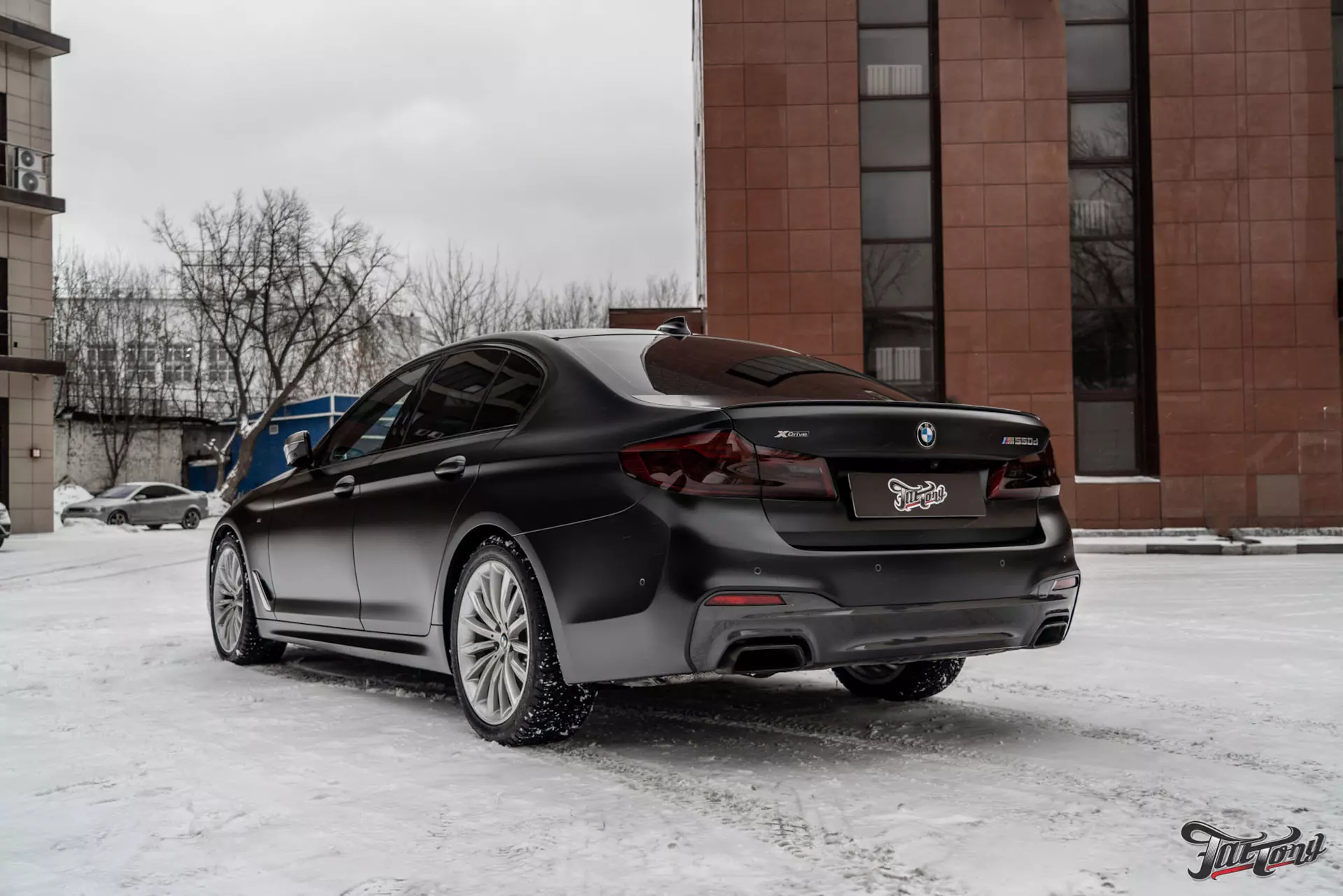 BMW 5. Оклейка в матовый полиуретан